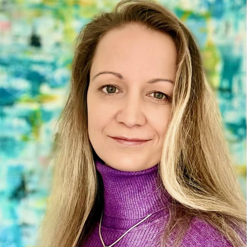 Photo of Stephanie M.